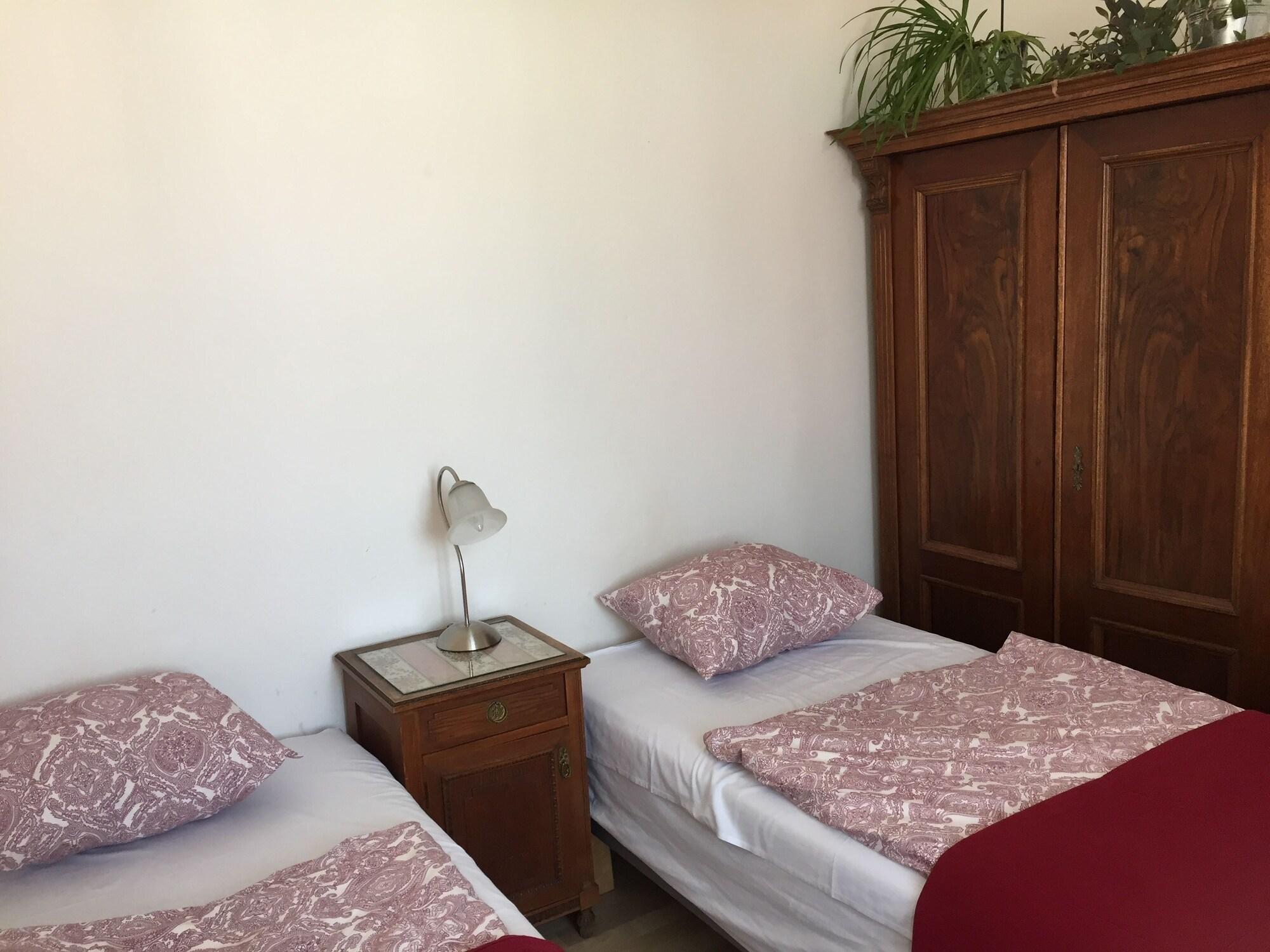 Hostel Rosemary Πράγα Εξωτερικό φωτογραφία