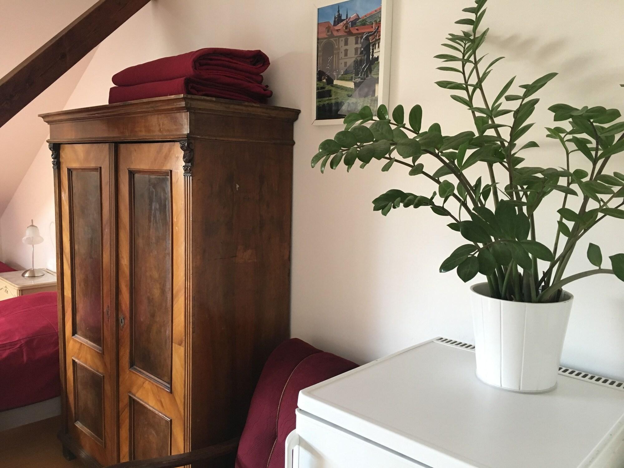 Hostel Rosemary Πράγα Εξωτερικό φωτογραφία