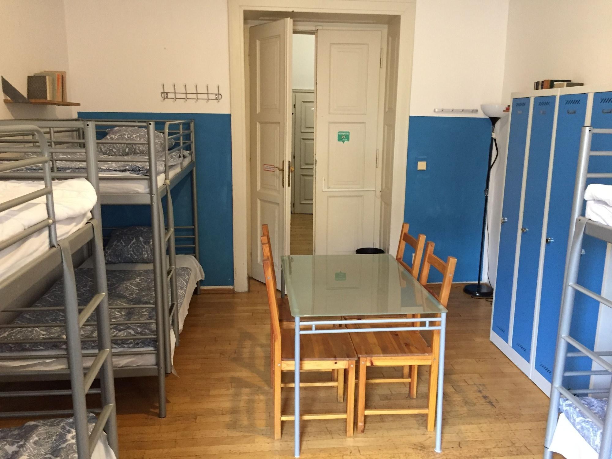 Hostel Rosemary Πράγα Εξωτερικό φωτογραφία