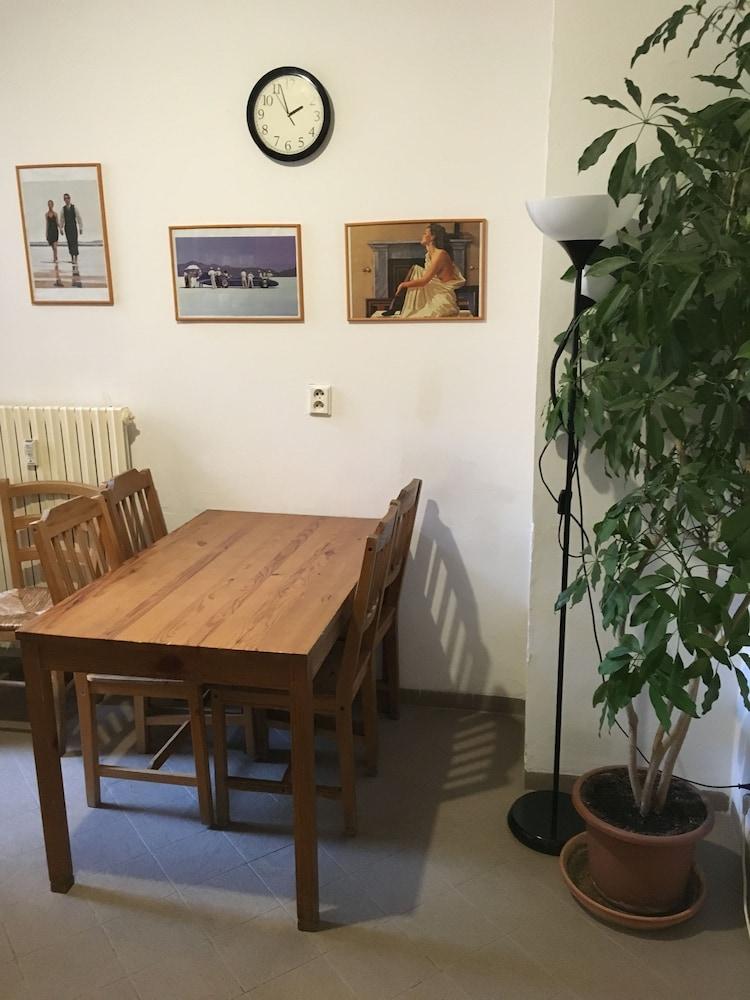 Hostel Rosemary Πράγα Εξωτερικό φωτογραφία