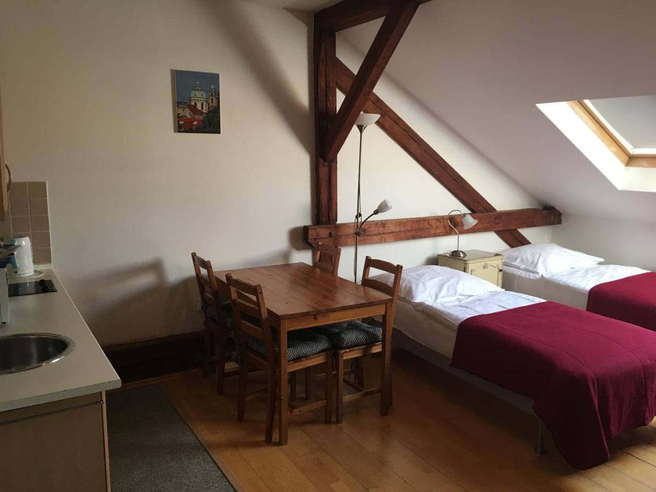 Hostel Rosemary Πράγα Εξωτερικό φωτογραφία